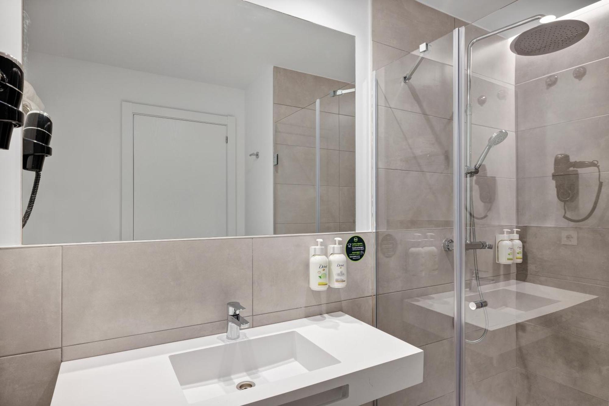 B&B Hotel Madrid Fuenlabrada Retail Park Екстериор снимка