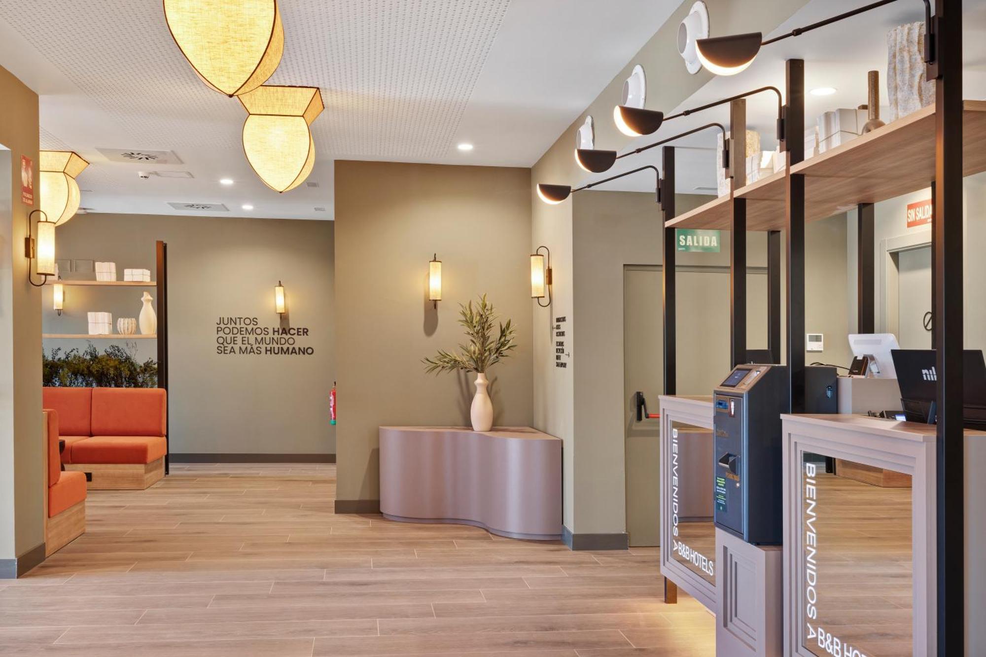B&B Hotel Madrid Fuenlabrada Retail Park Екстериор снимка